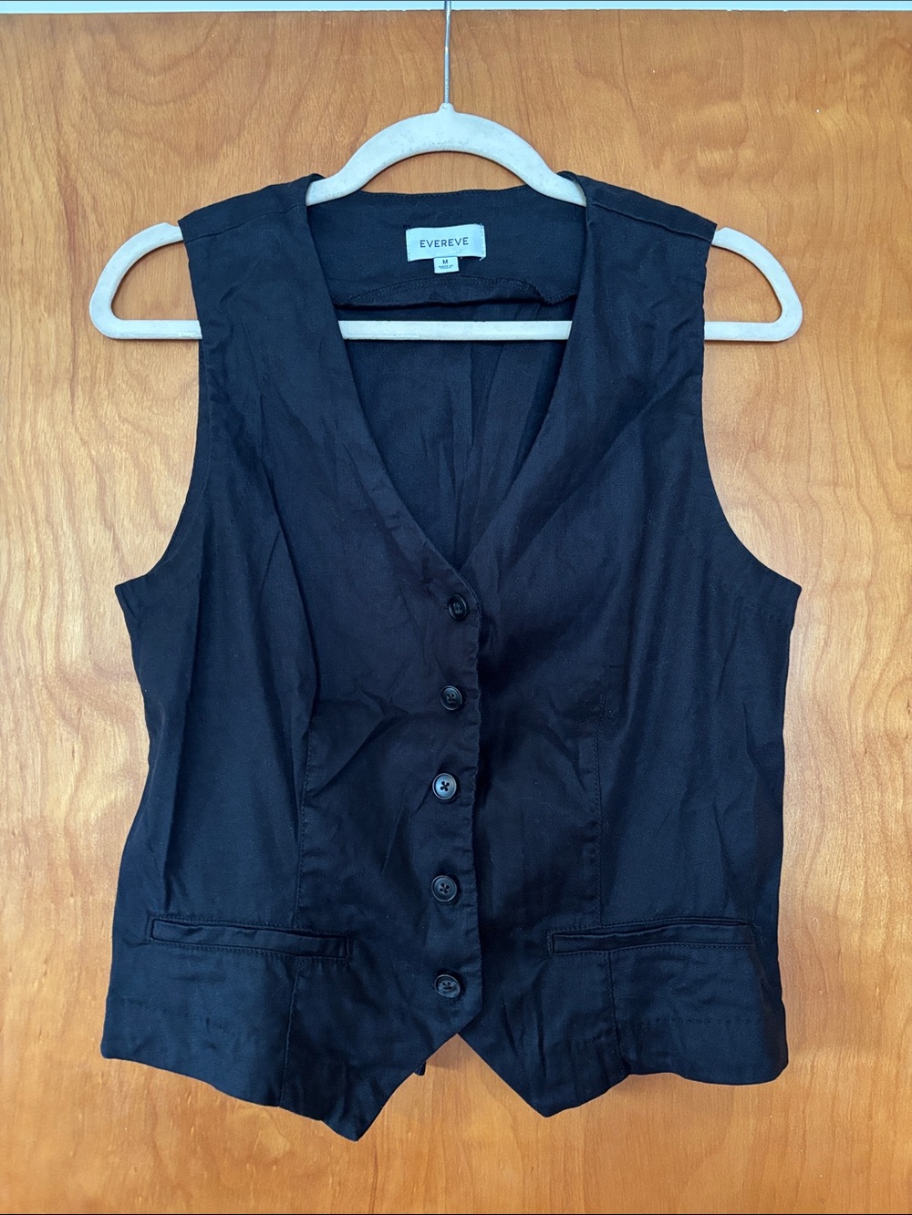 Evereve Black Sleeveless Button-Front Vest
